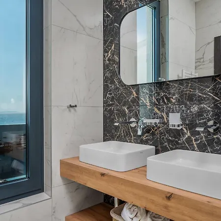 Luxury Sunset Paradise 5 Bedrooms Breathtaking Views Of The Adriatic Sea Private Heated Pool Vila Omiš