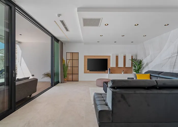 Luxury Sunset Paradise 5 Bedrooms Breathtaking Views 오미스